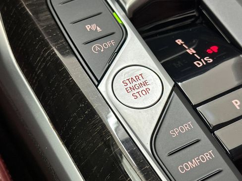 Certified 2023 BMW 330i Sedan w/ Convenience Package image 32