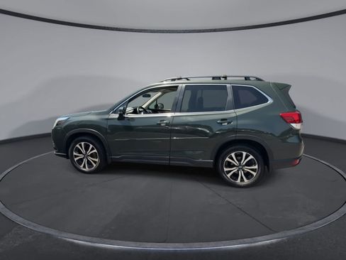 Used 2022 Subaru Forester Limited AWD/4WD image 5