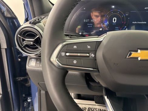 New 2026 Chevrolet Equinox LT w/ Convenience Package II FWD image 31