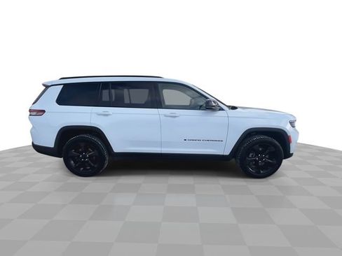 Used 2023 Jeep Grand Cherokee L Laredo AWD/4WD image 9
