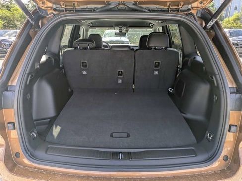 New 2026 Jeep Grand Cherokee Limited AWD/4WD image 12