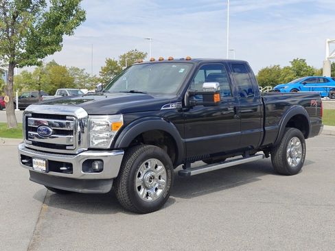 Used 2015 Ford F350 Lariat image 3
