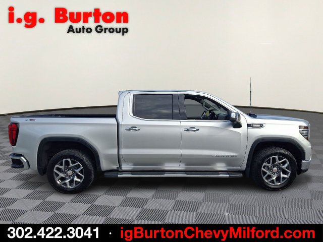 Used 2022 GMC Sierra 1500 SLT w/ SLT Premium Plus Package AWD/4WD image 7