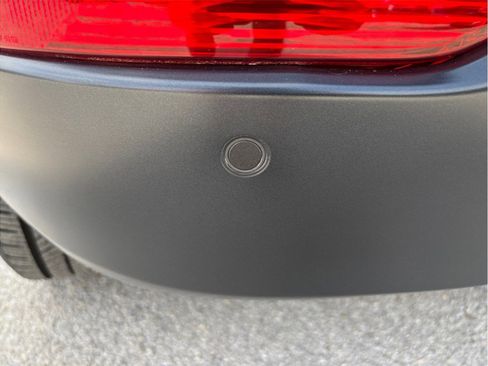 Used 2018 Buick Encore Premium image 16