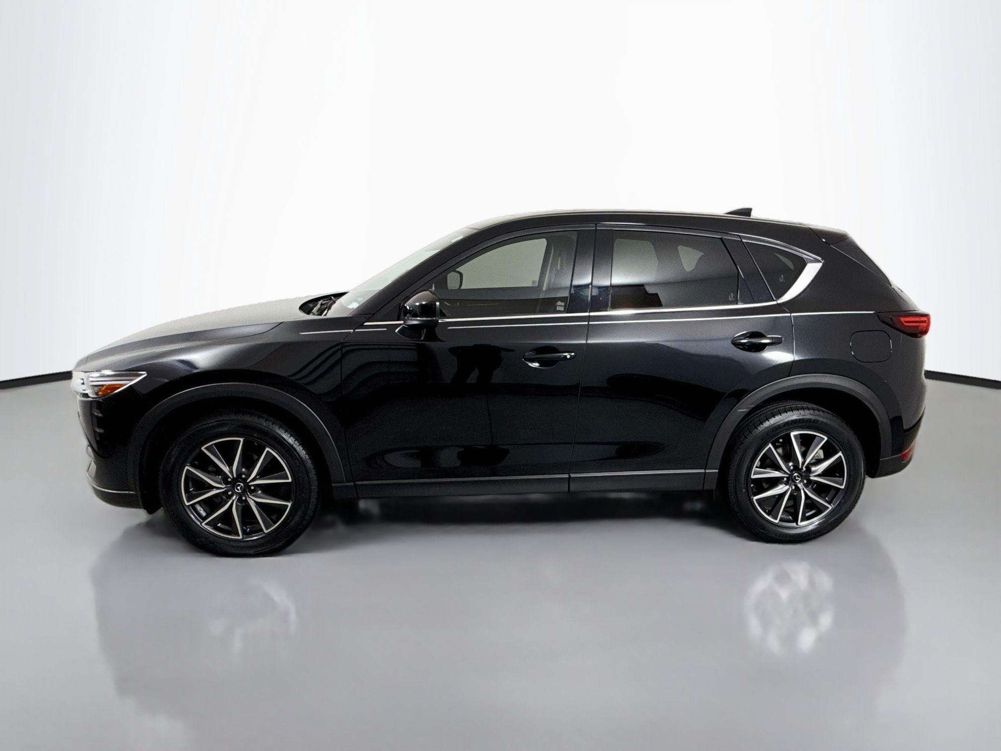 Used 2018 MAZDA CX-5 Grand Touring w/ Premium Package FWD image 4