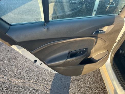 Used 2017 Chevrolet Cruze LS image 17