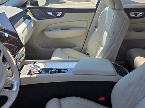 New 2026 Volvo XC60 B5 Ultra w/ Climate Package image 2