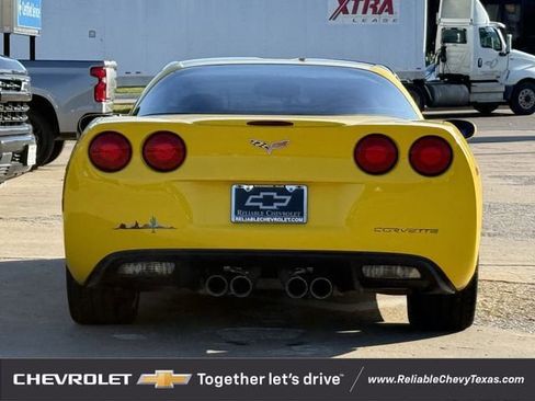 Used 2008 Chevrolet Corvette Coupe w/ Preferred Equipment Group RWD image 7
