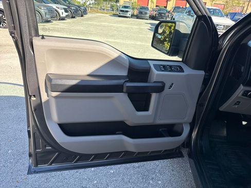 Used 2017 Ford F150 XL w/ Equipment Group 101A Mid image 12