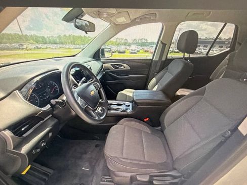 Used 2020 Chevrolet Traverse LS FWD image 6