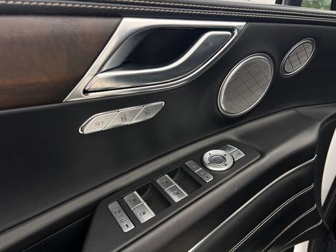 Used 2021 Genesis GV80 2.5T w/ Prestige Package 04 AWD/4WD image 11