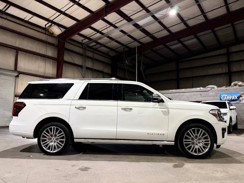 Used 2022 Ford Expedition Max Platinum AWD/4WD image 4