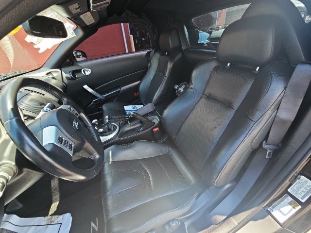 Used 2006 Nissan 350Z Grand Touring RWD image 28