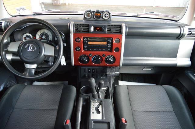 Used 2008 Toyota FJ Cruiser 4WD w/ Convenience Pkg image 21