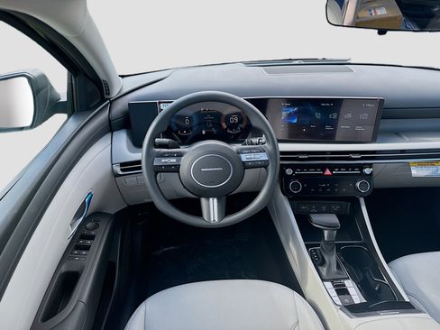 New 2026 Hyundai Tucson SEL FWD image 15
