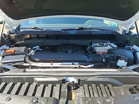 Certified 2023 Chevrolet Silverado 1500 LT AWD/4WD image 28