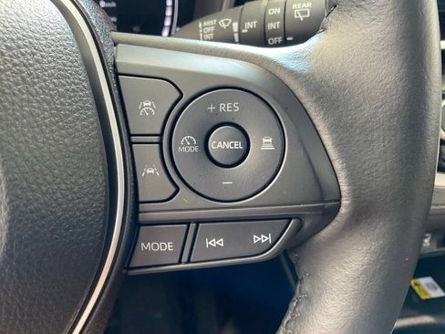 Certified 2023 Toyota Corolla Cross XLE w/ Convenience Package AWD/4WD image 13