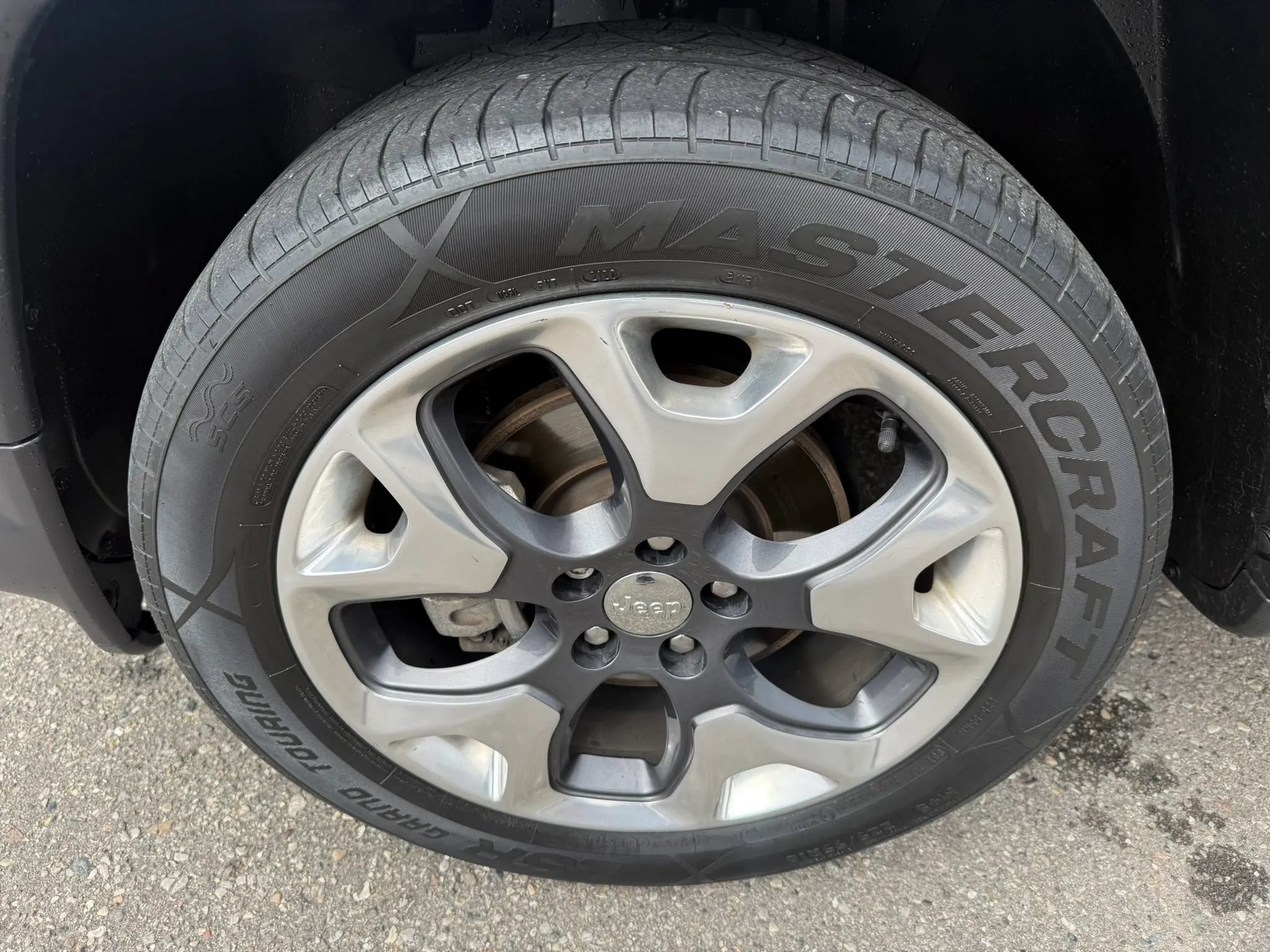 Used 2017 Jeep Compass Limited AWD/4WD image 9