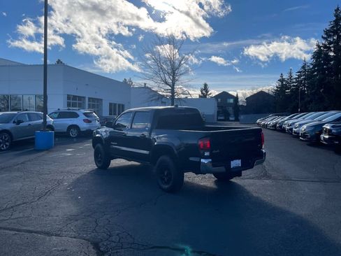 Used 2019 Toyota Tacoma SR5 image 6