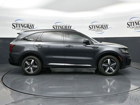 Used 2023 Kia Sorento EX image 8