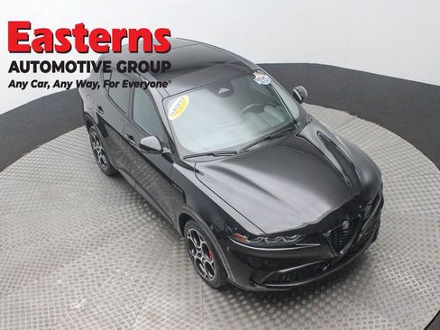 Used 2024 Alfa Romeo Tonale Veloce w/ Active Assist Package image 3