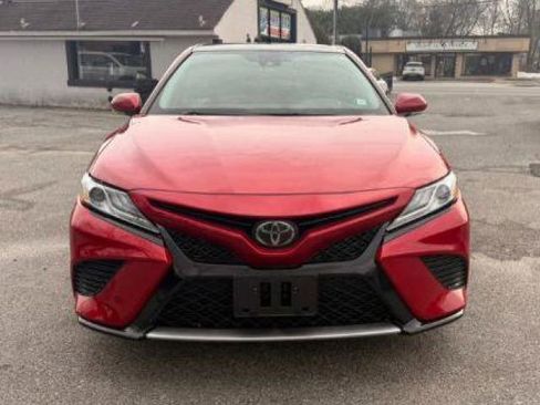 Used 2020 Toyota Camry XSE image 9