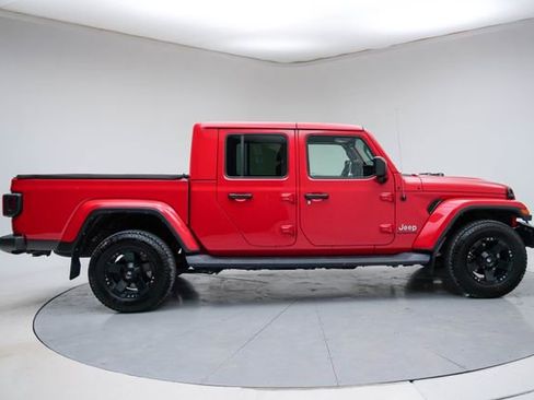 Used 2021 Jeep Gladiator Overland w/ Uconnect 4C Nav & Sound Group image 8