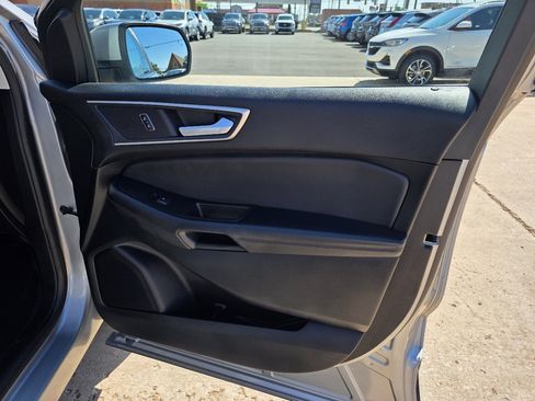 Used 2024 Ford Edge SEL image 16