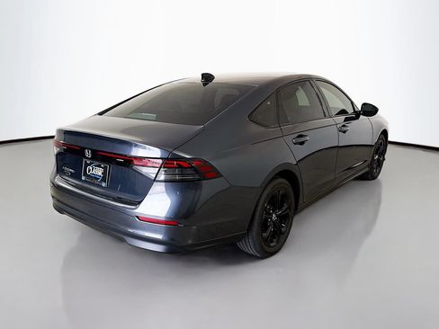 Used 2025 Honda Accord SE image 7