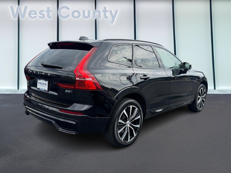 Certified 2025 Volvo XC60 B5 Plus AWD/4WD image 4