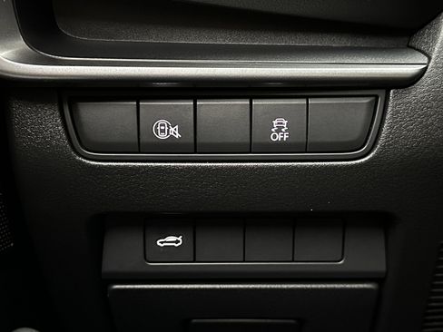 Used 2025 MAZDA MAZDA3 s image 22