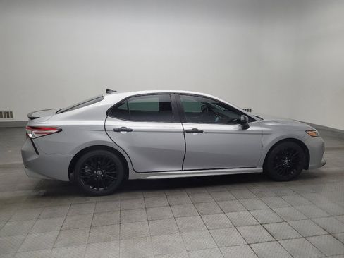 Used 2020 Toyota Camry SE FWD image 10