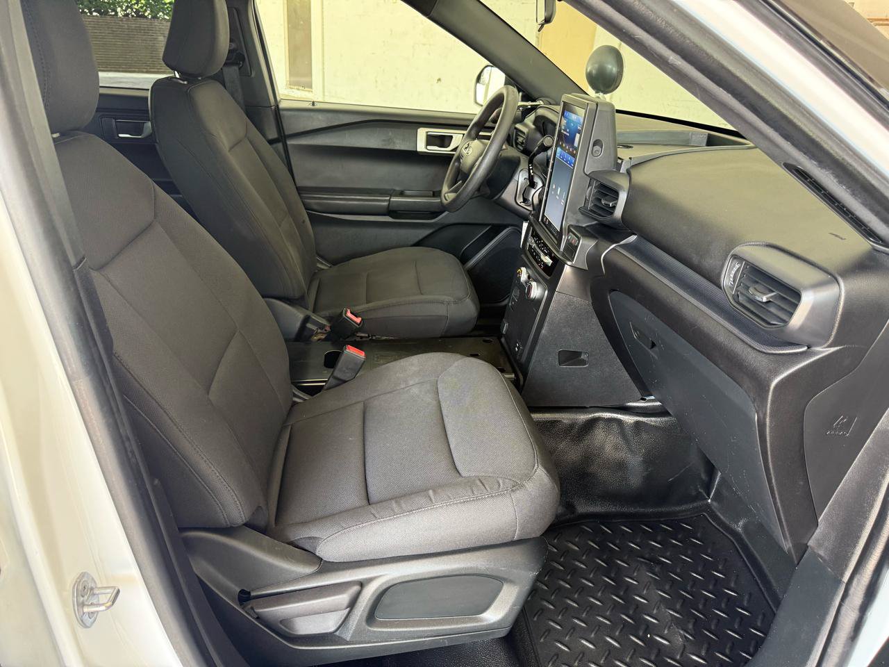 Used 2022 Ford Explorer 4WD Police Interceptor image 14