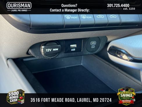 Used 2024 Hyundai Elantra SEL FWD image 26
