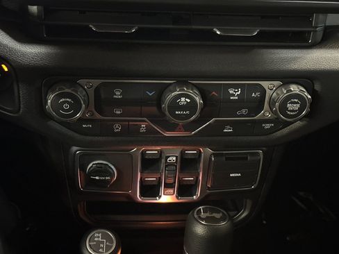 New 2026 Jeep Wrangler Sport S image 17