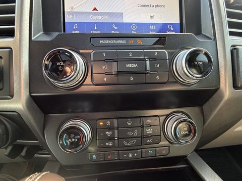 Used 2020 Ford F150 Limited AWD/4WD image 25