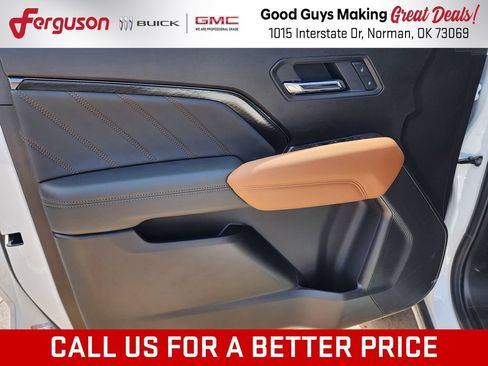New 2026 GMC Canyon AT4 w/ Technology Plus Package AWD/4WD image 14