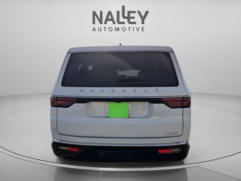 Used 2024 Jeep Wagoneer Series III image 4