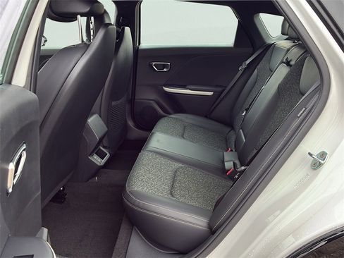 New 2025 Kia K4 GT-Line image 16