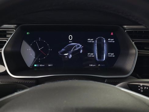 Used 2018 Tesla Model X 75D image 19