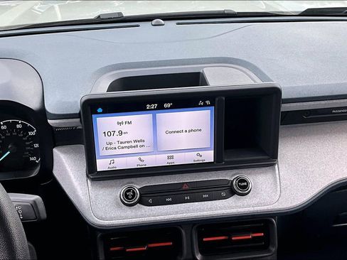 Used 2024 Ford Maverick XLT image 10