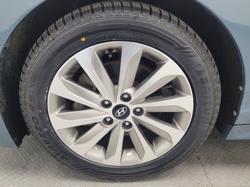 Used 2016 Hyundai Sonata Sport w/ Option Group 1V FWD image 31