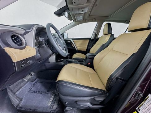 Used 2018 Toyota RAV4 XLE image 15