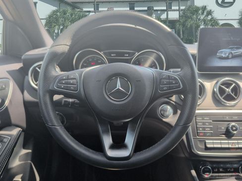 Used 2020 Mercedes-Benz GLA 250 image 13