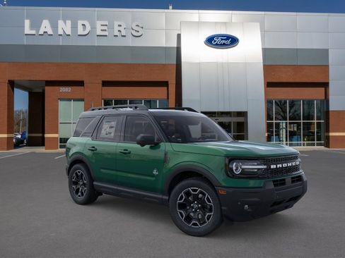 New 2025 Ford Bronco Sport Outer Banks w/ Outer Banks Tech Package+ AWD/4WD image 7