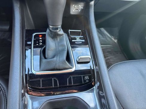 Certified 2023 Jeep Compass Latitude image 24