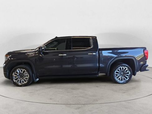 Used 2023 GMC Sierra 1500 Denali Ultimate AWD/4WD image 8