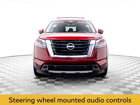Used 2024 Nissan Pathfinder Platinum w/ Cargo Package AWD/4WD image 9