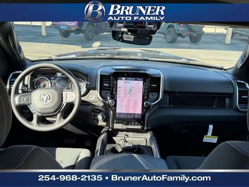 New 2026 RAM 1500 Big Horn AWD/4WD image 19