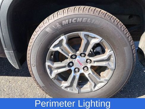 Certified 2024 GMC Sierra 1500 SLT image 33